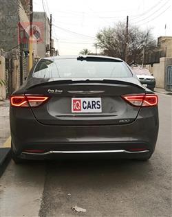 كرايسلر 200